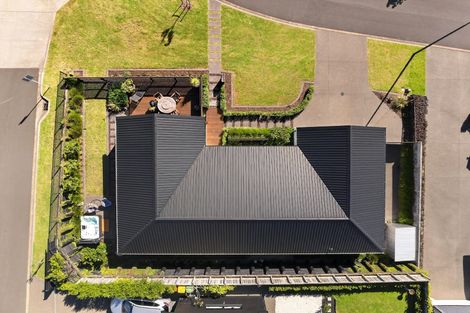 Photo of property in 14 Hayward Place, Ohauiti, Tauranga, 3112