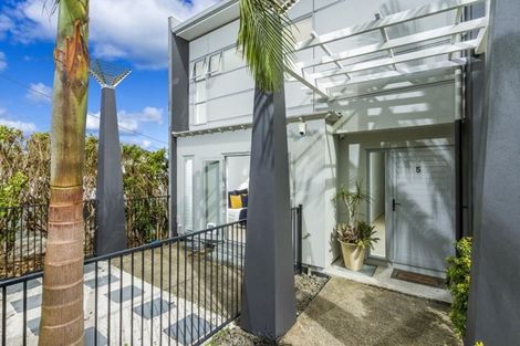 Photo of property in 5/49 Browns Road, Browns Bay, Auckland, 0630