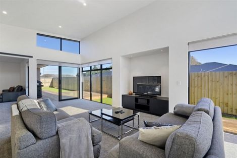 Photo of property in 64 Aviemore Drive, Marshland, Christchurch, 8083