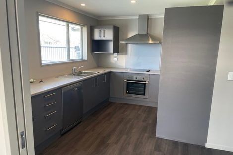 Photo of property in 39 Vivian Street, Burwood, Christchurch, 8083