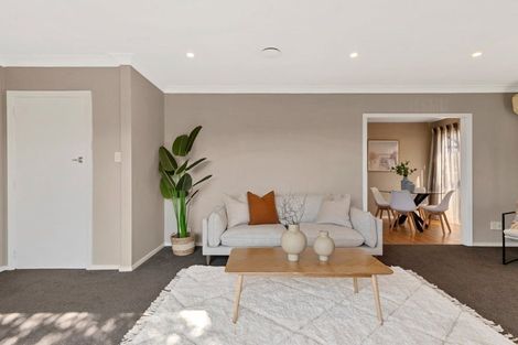 Photo of property in 12 Esk Place, Aranui, Christchurch, 8061