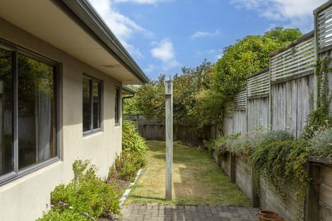 Photo of property in 1/82 Taupo View Road, Taupo, 3330
