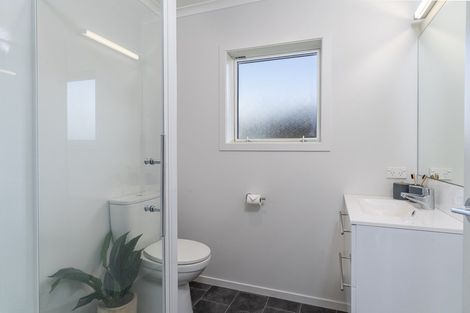 Photo of property in 38 Feist Street, Carterton, 5713