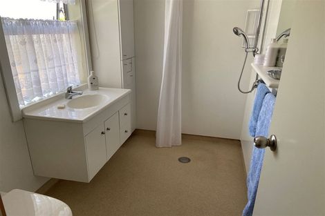 Photo of property in 2 Meadowvale Drive, Levin, 5510