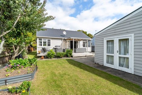 Photo of property in 13 Chapman Crescent, Naenae, Lower Hutt, 5011