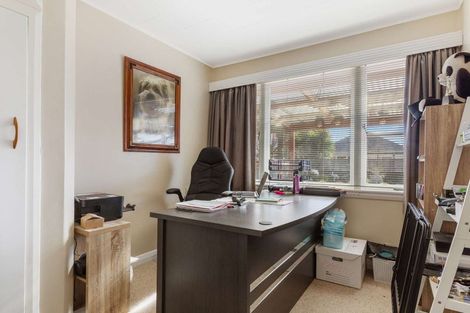 Photo of property in 6 Larch Street, Victoria, Rotorua, 3010