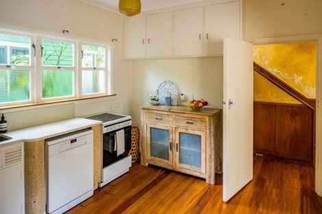 Photo of property in 147 Muritai Road, Eastbourne, Lower Hutt, 5013