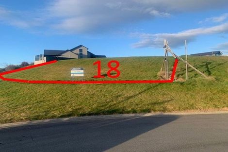 Photo of property in 18 Tawera Place, Te Anau, 9679