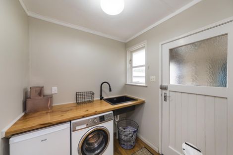 Photo of property in 10 Severn Terrace, Roslyn, Palmerston North, 4414