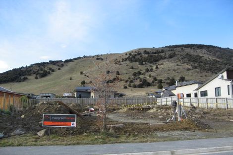 Photo of property in 4 Tyndall Street, Wanaka, 9305