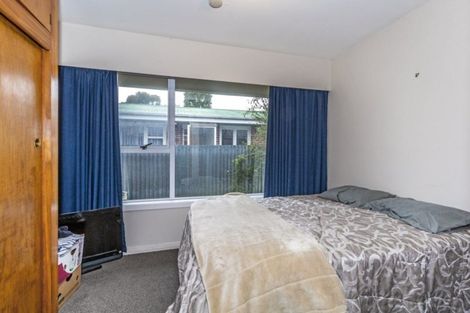 Photo of property in 68 Coopers Road, Dallington, Christchurch, 8061