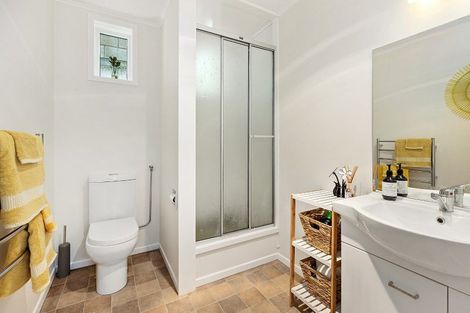 Photo of property in 4 Laidlaw Way, Karori, Wellington, 6012