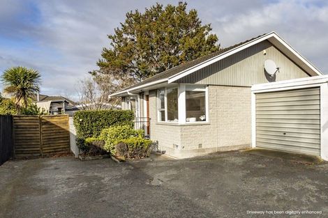 Photo of property in 96b Crofton Road, Harewood, Christchurch, 8051