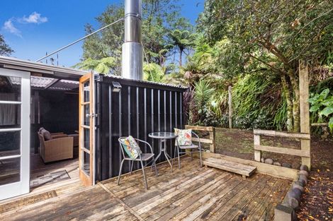 Photo of property in 38 Carlton Terrace, Westown, New Plymouth, 4310