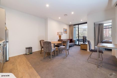 Photo of property in Wyndham Gardens Apartments, 411/30 Red Oaks Drive, Frankton, Queenstown, 9300