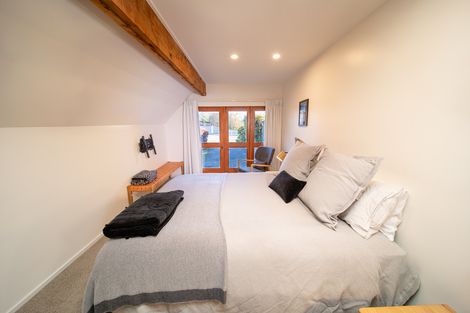 Photo of property in 2 Jedburgh Street, Roxburgh, 9500