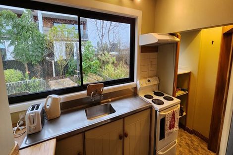 Photo of property in 7b Hussey Street, Oakura, 4314