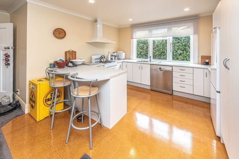 Photo of property in 7 Godwin Crescent, College Estate, Whanganui, 4500