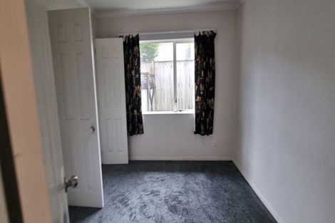 Photo of property in 192a Botany Road, Botany Downs, Auckland, 2010