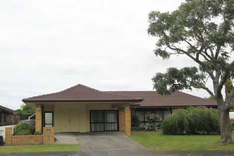 Photo of property in 12 Jessika Place, Conifer Grove, Takanini, 2112