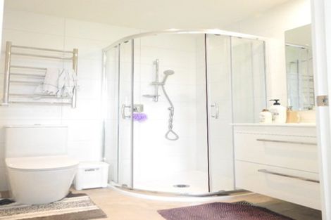 Photo of property in 4/47a Huntington Drive, Huntington Park, Auckland, 2013