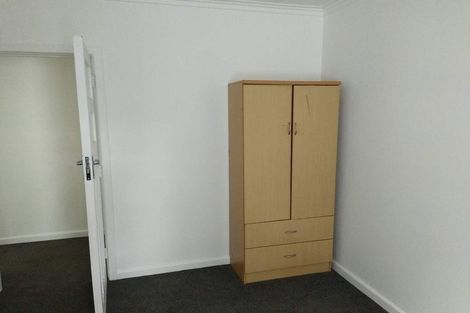 Photo of property in 17 Larsen Court, Roslyn, Palmerston North, 4414