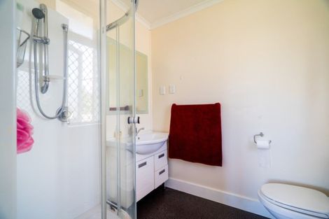 Photo of property in 16 Frasers Road, Glenross, Dunedin, 9011