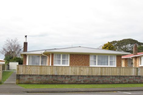 Photo of property in 239 Mangorei Road, Merrilands, New Plymouth, 4312