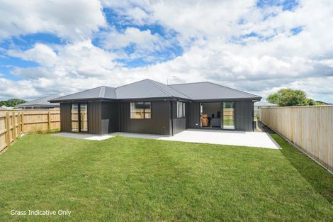 Photo of property in 94 James Line, Kelvin Grove, Palmerston North, 4414