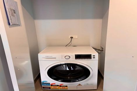 Photo of property in 5/10 New Brighton Road, Shirley, Christchurch, 8061