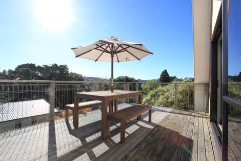 Photo of property in 18 Lily Street, Raglan, 3225