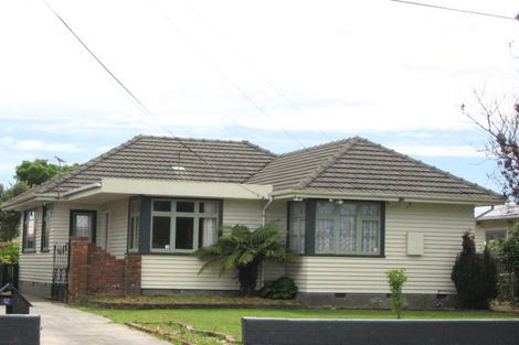 Photo of property in 15 Ottawa Road, Wainoni, Christchurch, 8061