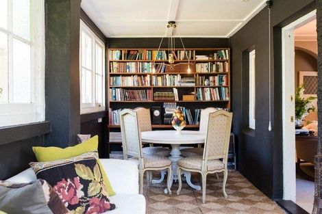 Photo of property in 98 Te Mata Road, Havelock North, 4130