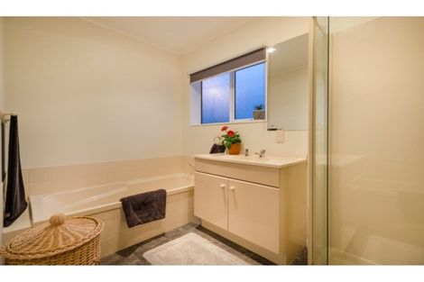 Photo of property in 291 Hobsonville Road, Hobsonville, Auckland, 0618