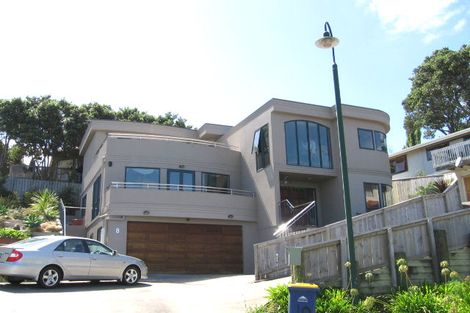 Photo of property in 8 Mariners View Road, Beach Haven, Auckland, 0626