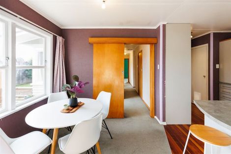 Photo of property in 39 Abraham Crescent, Milson, Palmerston North, 4414