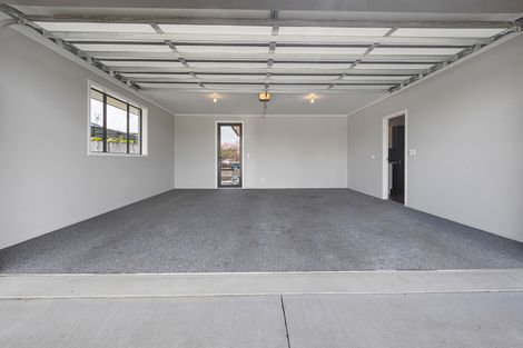 Photo of property in 2 Kowhai Drive, Cambridge, 3434