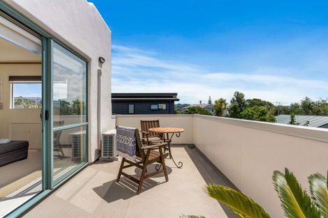 Photo of property in 108a Beverley Terrace, Whangamata, 3620