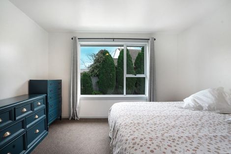 Photo of property in 2/23 Kent Lodge Avenue, Avonhead, Christchurch, 8042