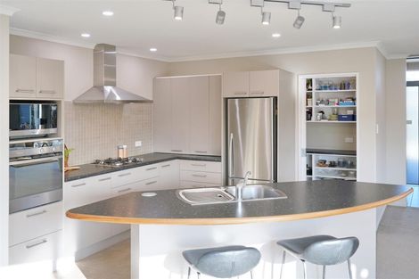 Photo of property in 432b Harewood Road, Harewood, Christchurch, 8051