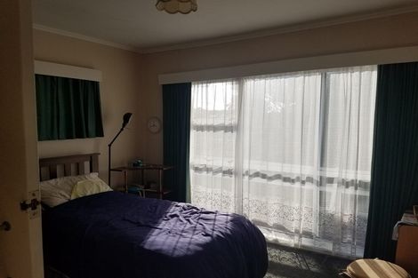 Photo of property in 24 Newhaven Terrace, Mairangi Bay, Auckland, 0630