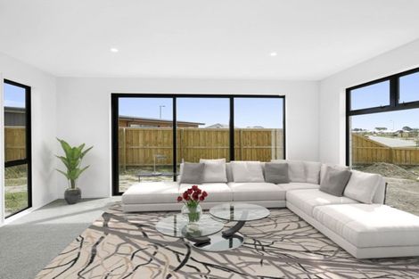 Photo of property in 32 Northside Drive, Waikuku, Rangiora, 7473