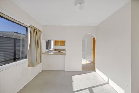 Photo of property in 1/145 Tukapa Street, Westown, New Plymouth, 4310