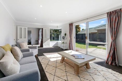 Photo of property in 22 Beauford Place, Parklands, Christchurch, 8083