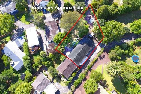 Photo of property in 1/649 Beach Road, Rothesay Bay, Auckland, 0630