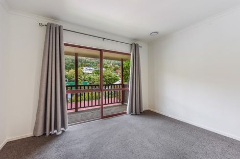Photo of property in 61 Wairau Road, Picton, 7220