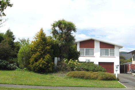 Photo of property in 25 Keats Crescent, Stoke, Nelson, 7011