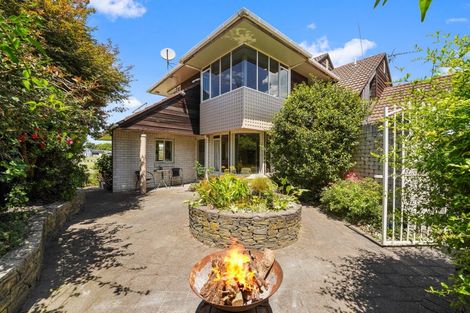 Photo of property in 68 Links View Drive, Omokoroa, 3114