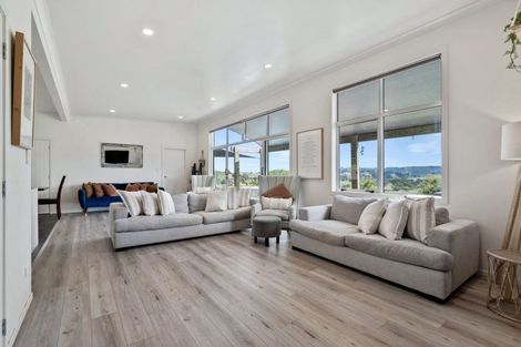 Photo of property in 442 Whananaki Road North, Opuawhanga, Hikurangi, 0181