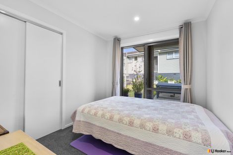 Photo of property in 52 Hobart Crescent, Wattle Downs, Auckland, 2103